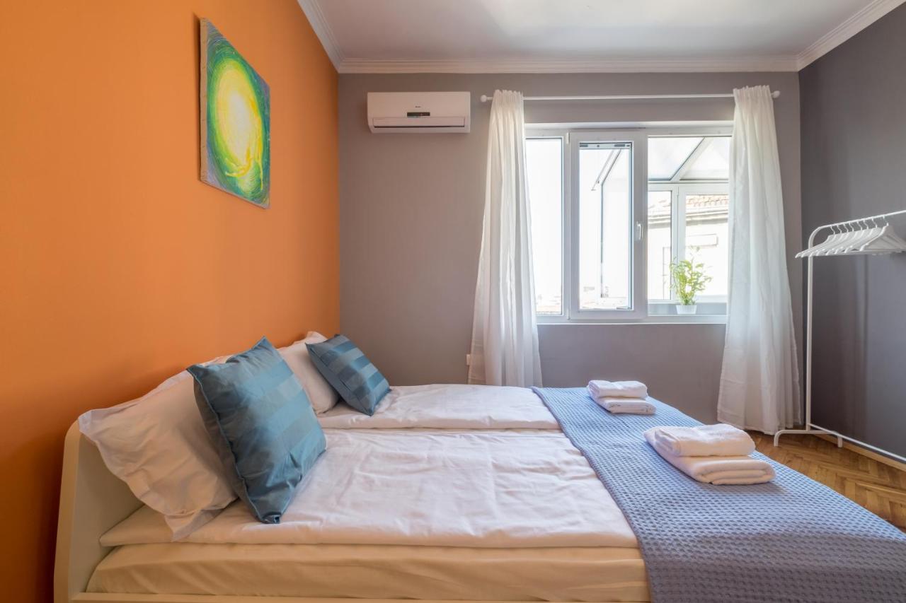 Artistic & Spacious 2Bd Central Apt By Flat Mаnager Sofia Ngoại thất bức ảnh