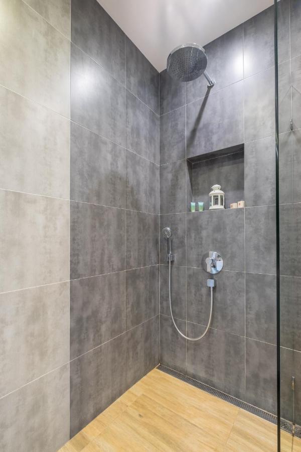 Artistic & Spacious 2Bd Central Apt By Flat Mаnager Sofia Ngoại thất bức ảnh
